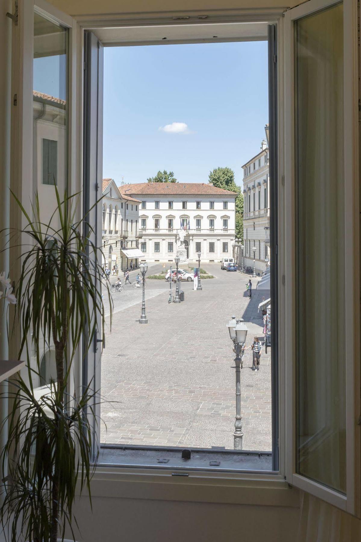 Le Dimore Del Conte Apartment Vicenza Exterior photo